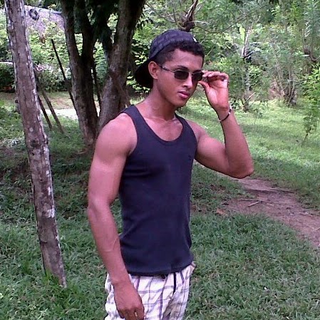 Alexander Reina Photo 7