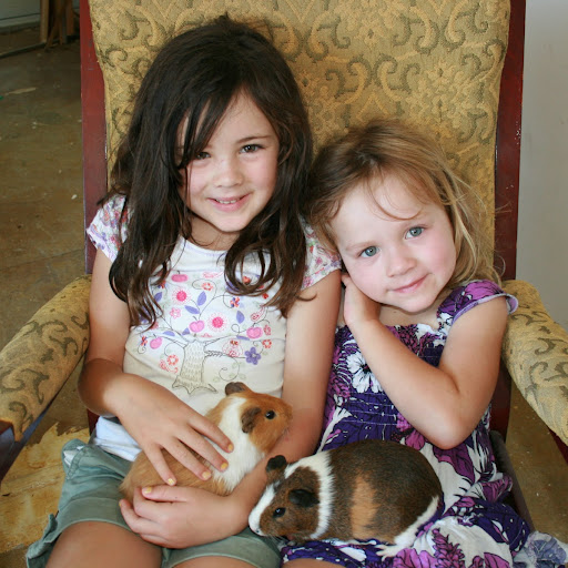 Alison Hanson Photo 17