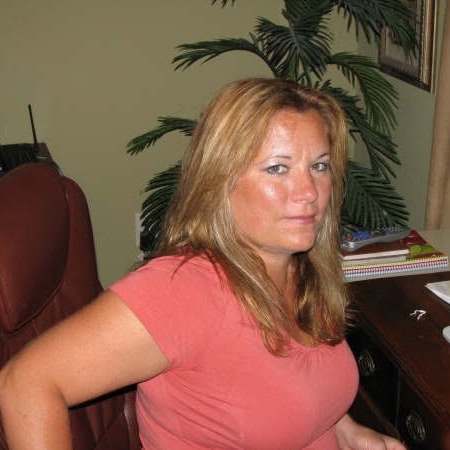 Michelle Garner Photo 28