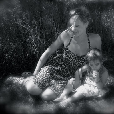 Laurie Cole Photo 10