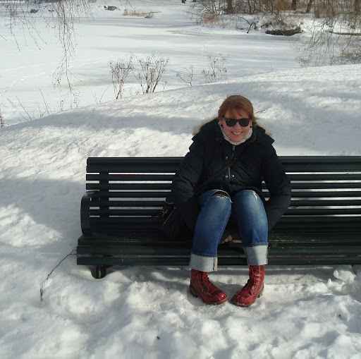 Jennifer Hanson Photo 15