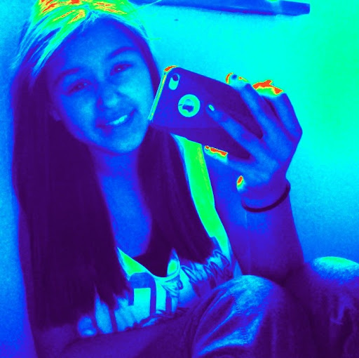 Alyssa Robles Photo 33
