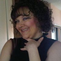 Laurie Thacker Photo 11