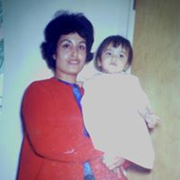 Annette Santos Photo 16
