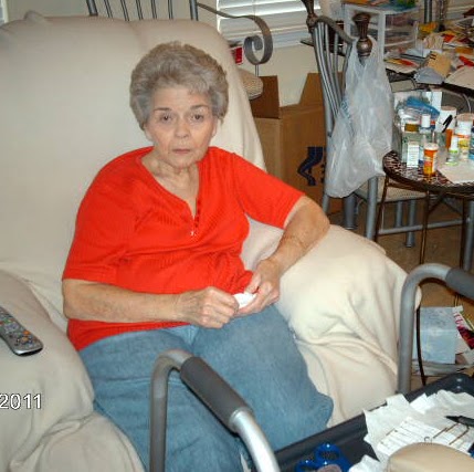 Mary Underwood Photo 38