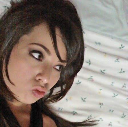 Ana Vazquez Photo 7