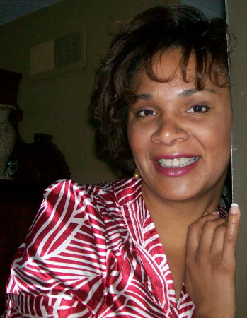 Diane Roberts Photo 22