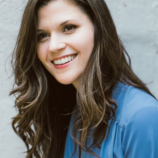 Elizabeth Cleveland Photo 26