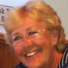 Ruth Taylor Photo 20