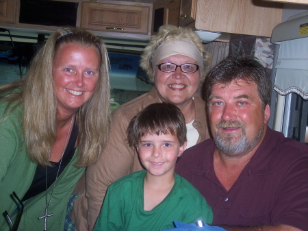 Elaine Brooks Photo 22