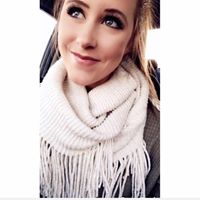 Danielle Howe Photo 25