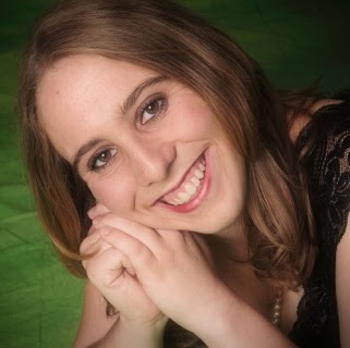 Sarah Phipps Photo 33