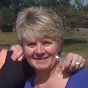Gill Robinson Photo 27