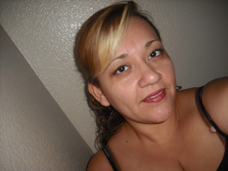 Ruth Lopez Photo 22