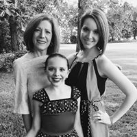 Gina Phillips Photo 23