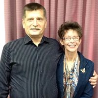 Elizabeth Robison Photo 12