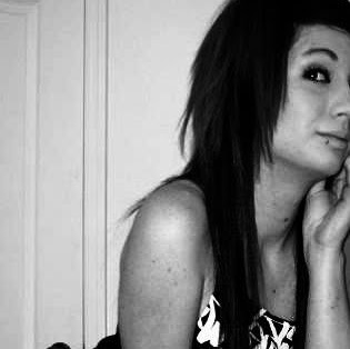Victoria Lynne Photo 26