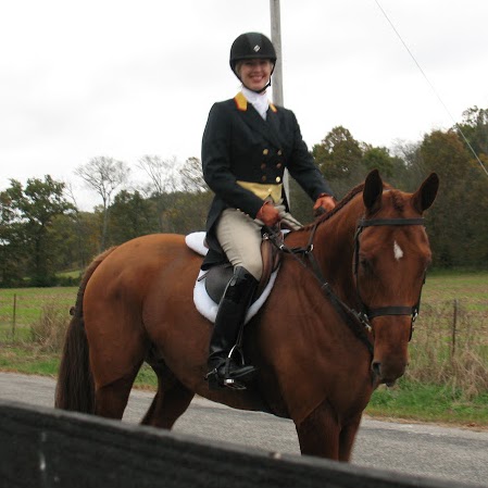 Elizabeth Holtz Photo 5