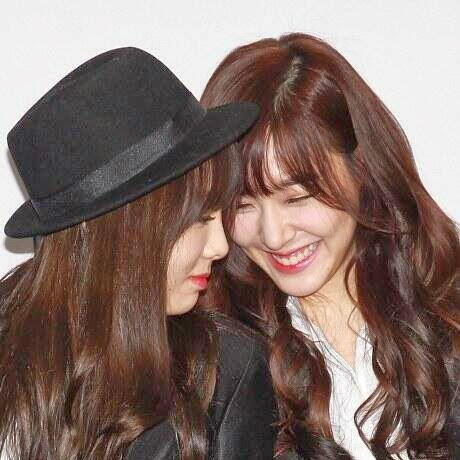 Kelly Hwang Photo 7