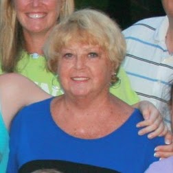Donna Wolfe Photo 45