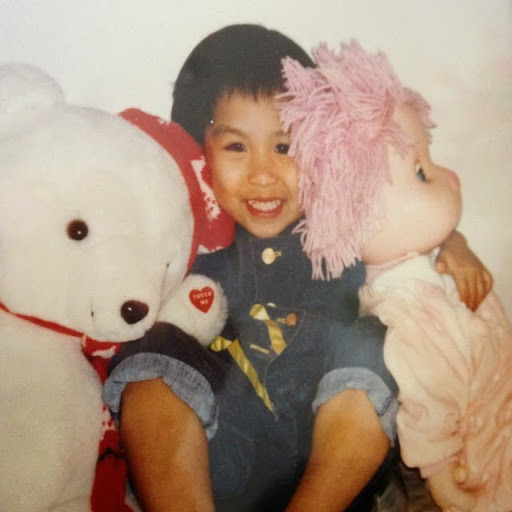 Emily Trinh Photo 24