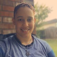 Taylor Locklear Photo 33