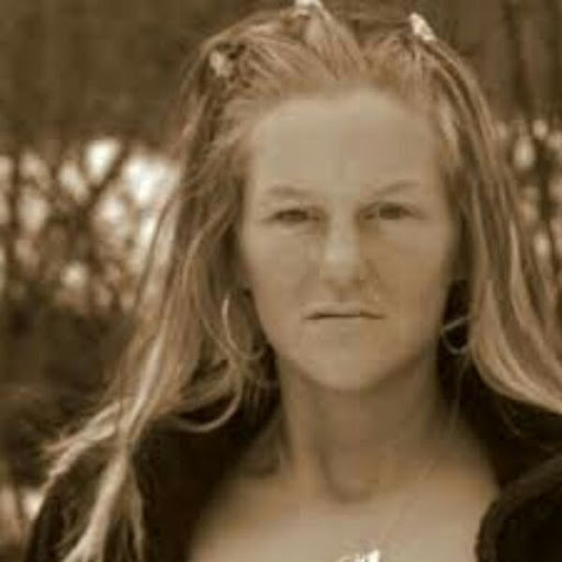 Michelle Demers Photo 25