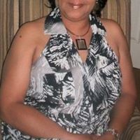 Debra Houston Photo 15