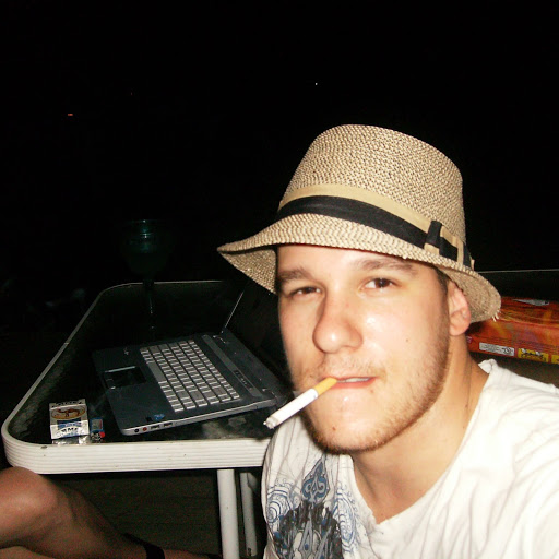 Garrett Howell Photo 7