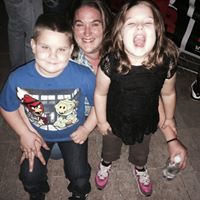 Kelly Neumann Photo 6