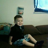 Jessie Singleton Photo 23
