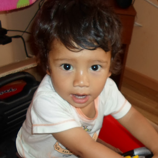 Roberto Aguirre Photo 22