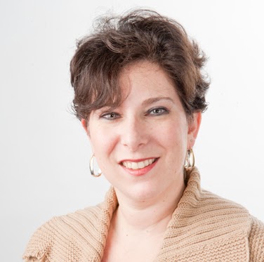 Cynthia Nelson Photo 14