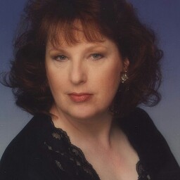 Debbie Mayfield Photo 18