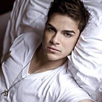 Carlos Villareal Photo 32