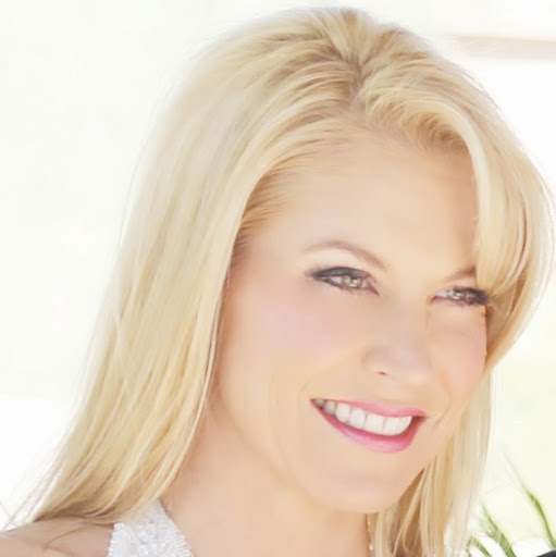 Kim Garner Photo 41