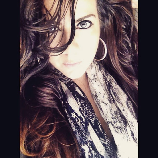 Jillian Lopez Photo 9