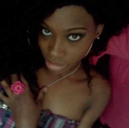 Jessica Banks Photo 45