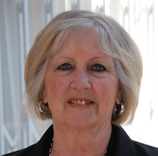 Arlene Thomas Photo 34