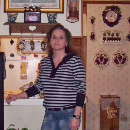 Alisa Clark Photo 6