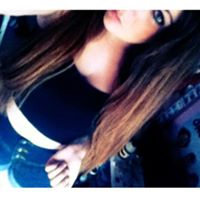 Emma Oliver Photo 16