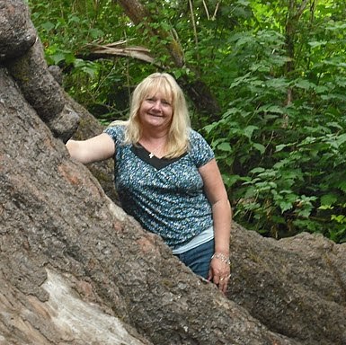 Kathryn Briggs Photo 12