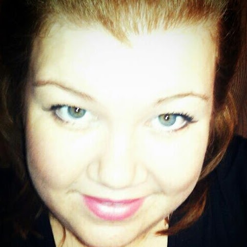 Kimberley Atkinson Photo 27