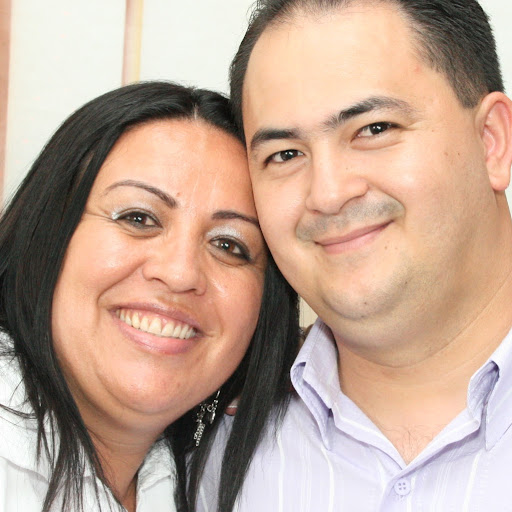 Kelli Rocha Photo 20