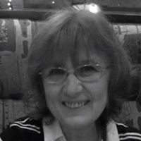 Elizabeth Gardiner Photo 16