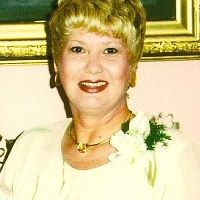 Carolyn Newman Photo 37