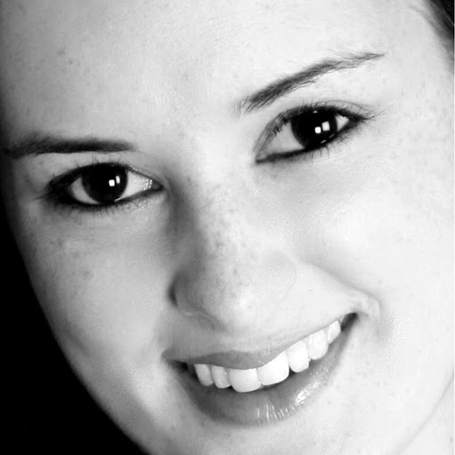 Hayley Morgan Photo 29