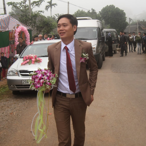 Linh Vi Photo 16