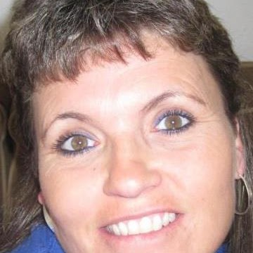 Lisa Hooker Photo 32