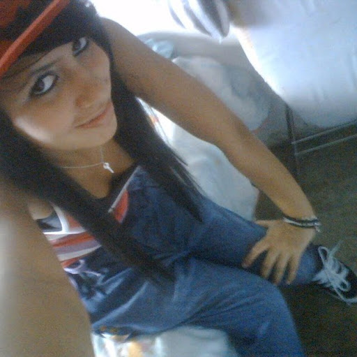 Stephany Lopez Photo 10